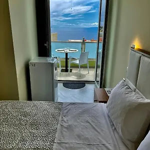 oscars-apartments-drymades.albaniahotels.org/